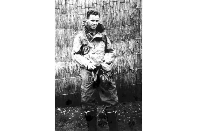 01) Pilot Peter Street in Southern Rhodesia in 1942